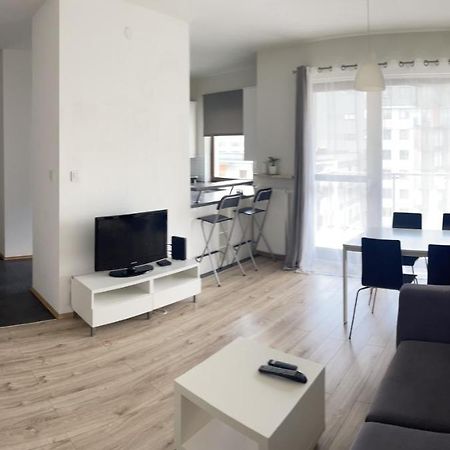 Apartament Obrzezna Airport Apartment Warsaw Ngoại thất bức ảnh